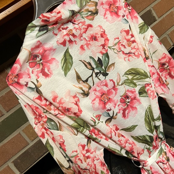 OS Show Me Your Mumu Boho Cottage Core Floral Robe - Picture 3 of 8